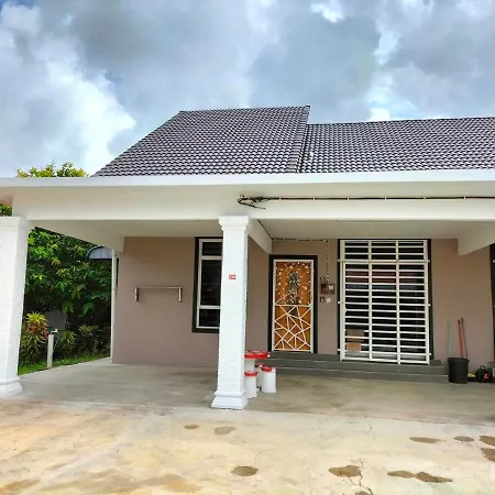 Wipah Guest House In Kampung Lundang, Kota Bharu Exterior photo