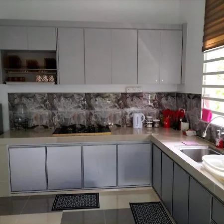 Wipah Guest House In Kampung Lundang, Kota Bharu Exterior photo