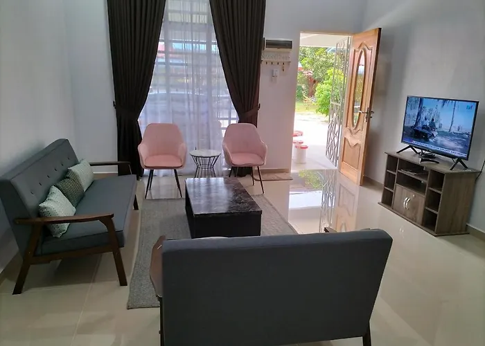 Wipah Guest House In Kampung Lundang, Kota Bharu
