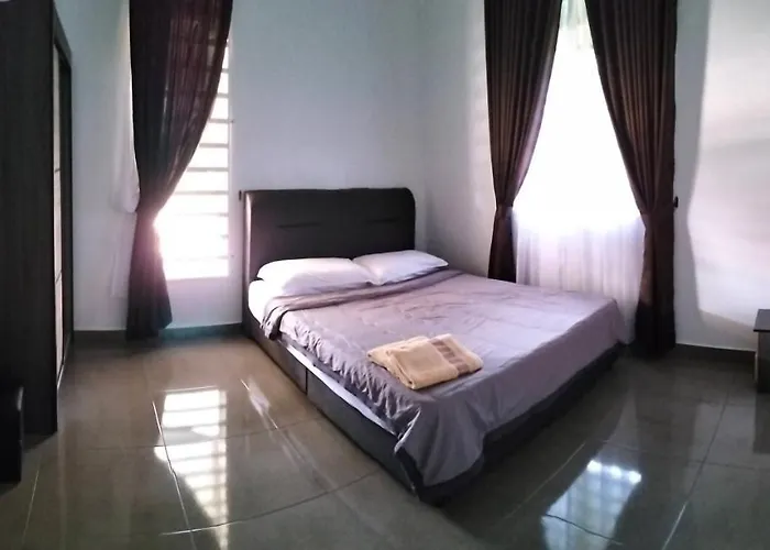 Wipah Guest House In Kampung Lundang, Kota Bharu